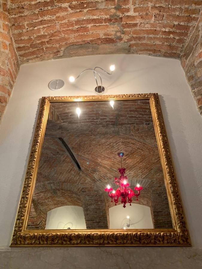 Quinta Quadra Hotel Chiari Kültér fotó