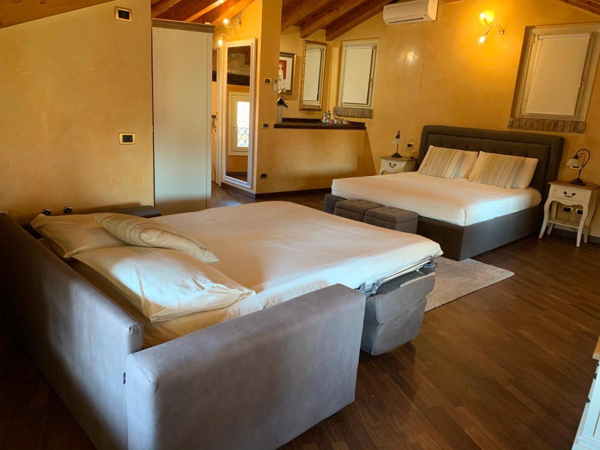 Quinta Quadra Hotel Chiari Kültér fotó