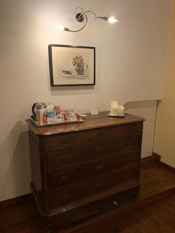 Quinta Quadra Hotel Chiari Kültér fotó